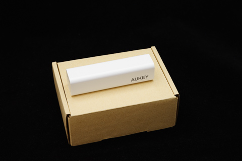 Aukey 3200mAh モバイルバッテリー PB-N10