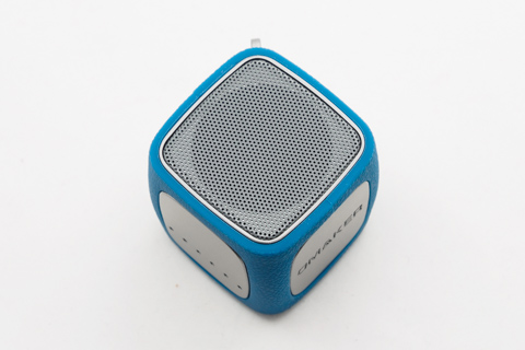 Omaker Bluetooth キューブ型ポータブルワイヤレススピーカーW4