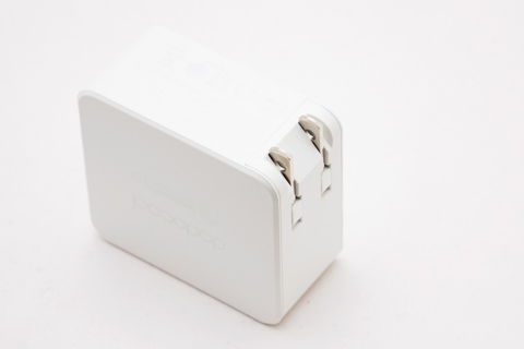dodocool 2ポート　USB急速充電器 USB-C　Type-C充電器　QC3.0 18W＋Type-C 15W 折りたたみ式プラグ搭載